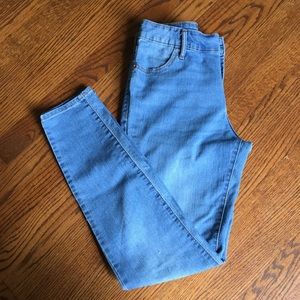 Old Navy Super Skinny Jeans